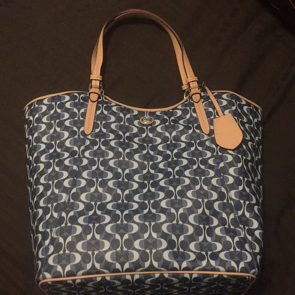 Like new blue signature Coach Factory large tote